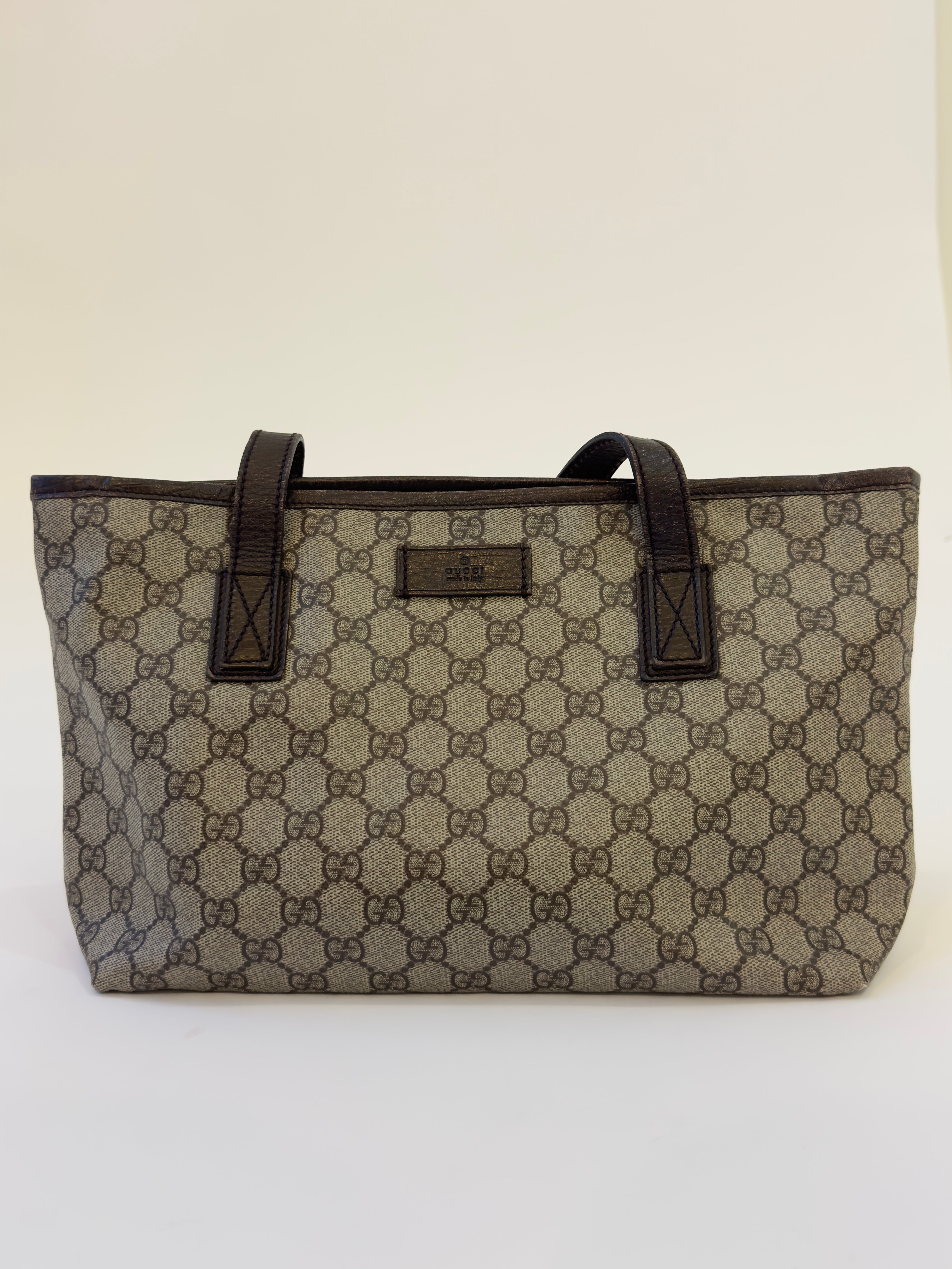 Gucci GG Supreme Small Joy Tote