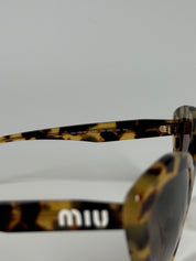 MIU MIU CAT-EYE TORTOISE SUNGLASSES